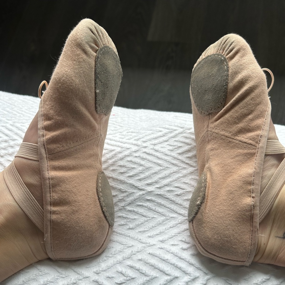 Ballet shoes - Picture 3 of 3